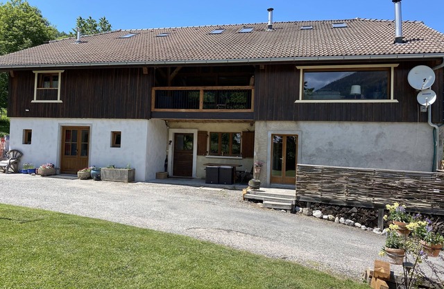 Stunning French Alpine Chalet with spectacular views across the Abondance Valley