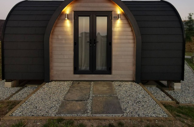Stunning Glamping4- Seaview-Dog Friendly-All year