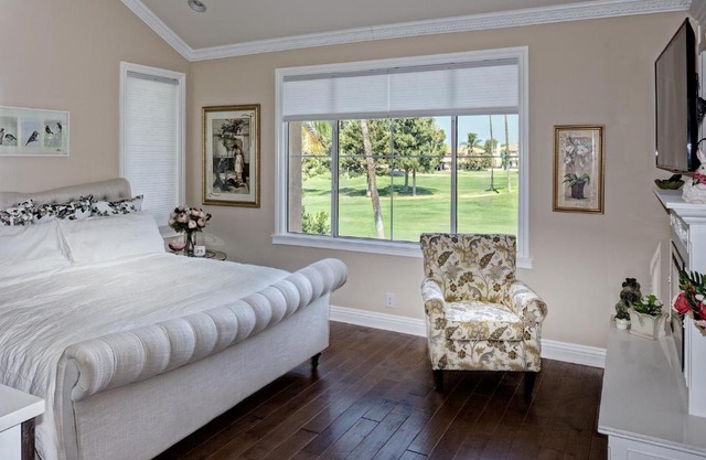 Stunning golf course view vacation home