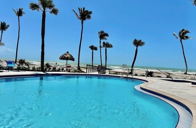 Stunning Gulf views! Pointe Santo Updated - 2BD 2BATH