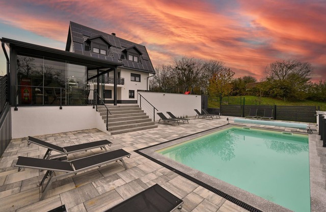 Stunning home in Vinogradi Ludbreski