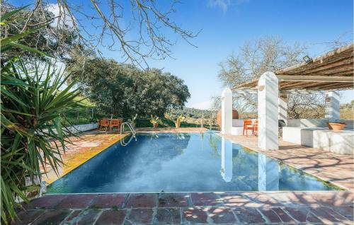 Stunning Home In Valverde De Leganés