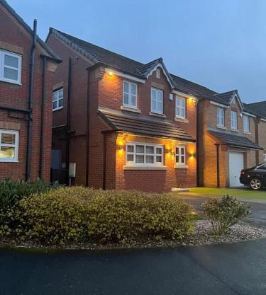 Stunning Home in Astley