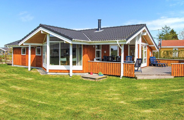 Stunning home in Børkop with sauna