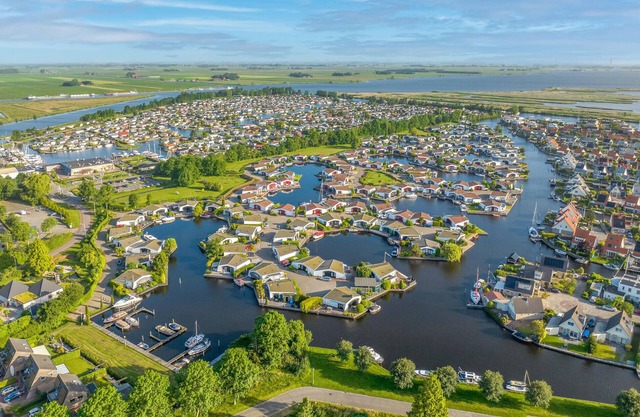 Stunning home in Lemmer with WiFi