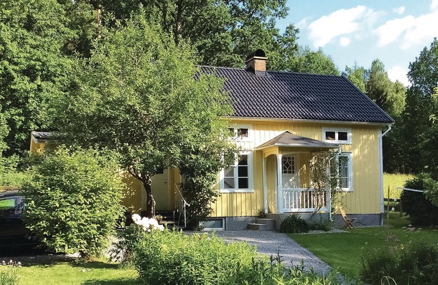 Stunning home in Vegby with kitchen