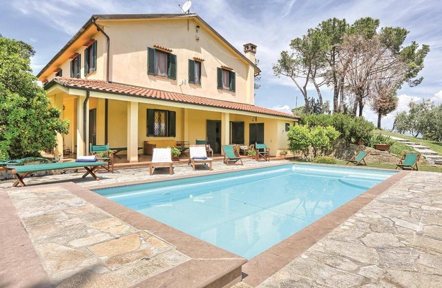 Stunning home in Cerreto Guidi FI