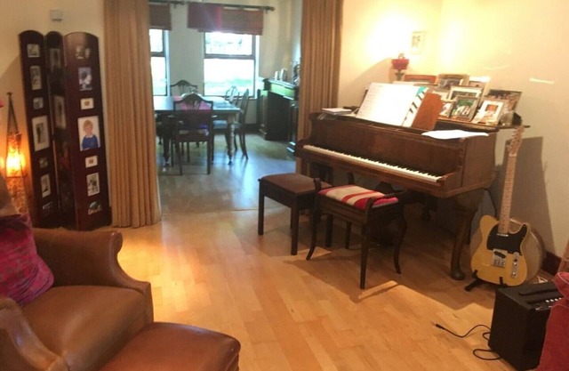 Stunning Knocktarna Home for Golf Stay