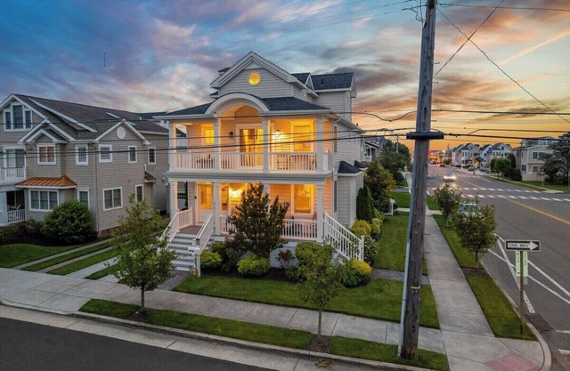 Stunning Margate Rental, Beach Block by the Ocean