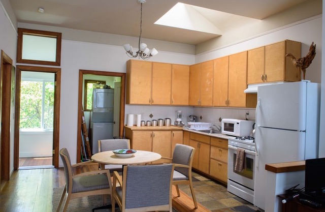 stunning mission victorian niche