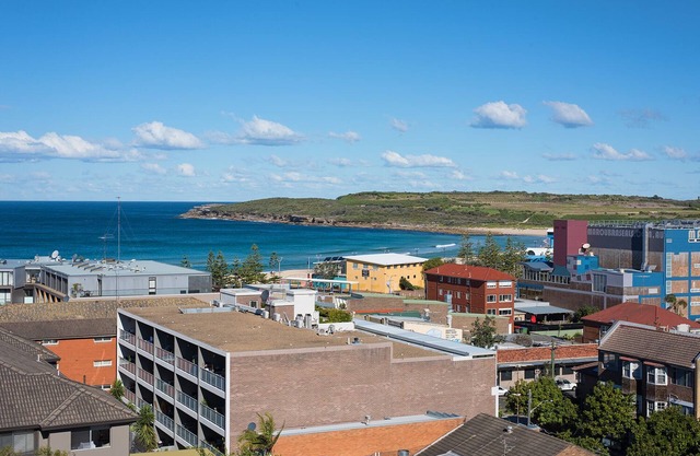 Stunning Ocean View Apartment H324