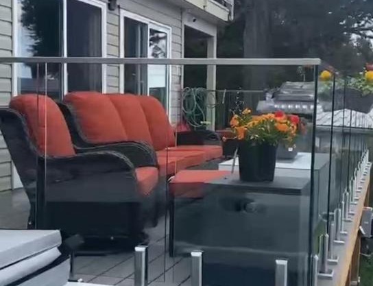 Stunning oceanfront home 3br3b1den