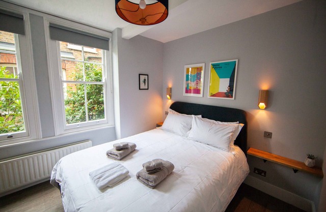 Stunning One Bedroom Apartment next to Battersea Park