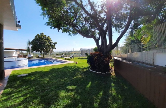 Stunning Private Home with Heated Pool, Jacuzzi, and Garden in Morelos