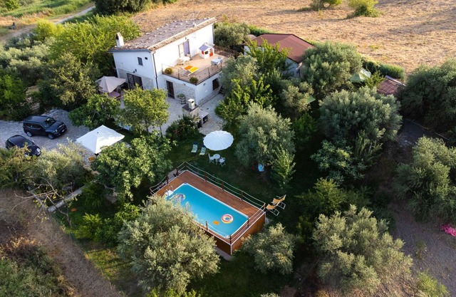 Stunning private villa with private pool, WIFI, A/C, TV, terrace, panoramic view and parking