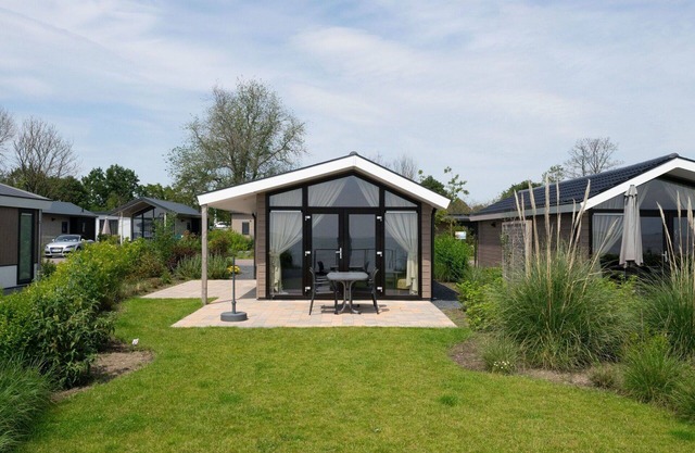 Stunning private villa for 4 people with WIFI, TV, terrace and parking
