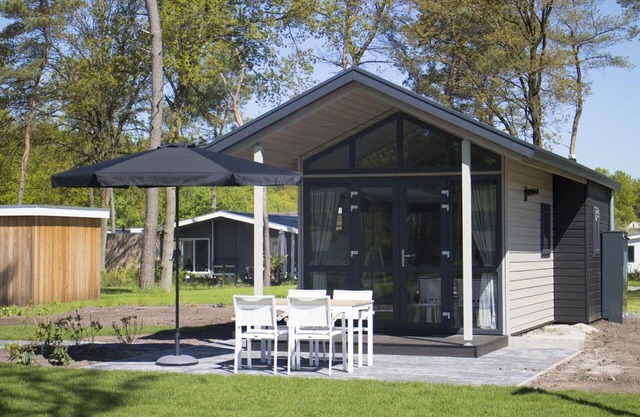Stunning private villa for 4 guests with pool, WIFI, TV, terrace and parking