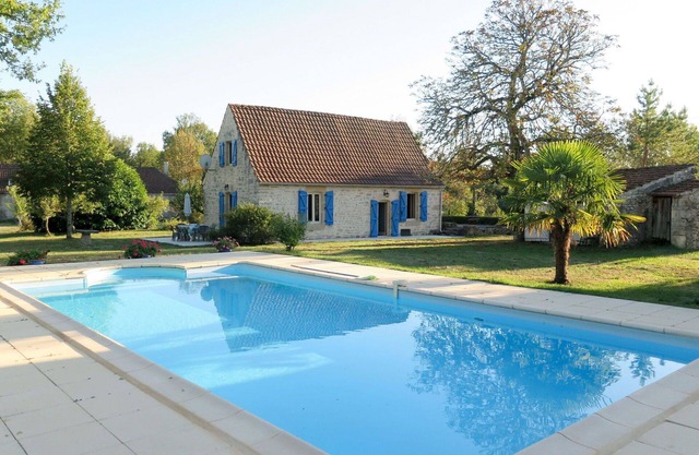 Stunning private villa for 6 people with private pool, WIFI, TV, terrace and pets allowed