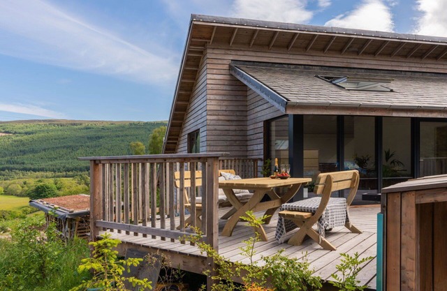 Stunning private villa for 8 guests with WIFI, TV, terrace and panoramic view