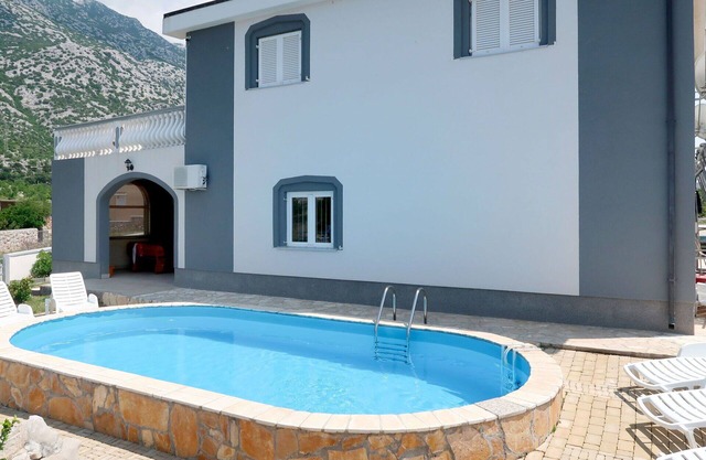 Stunning private villa for 12 guests with private pool, WIFI, A/C, TV and terrace
