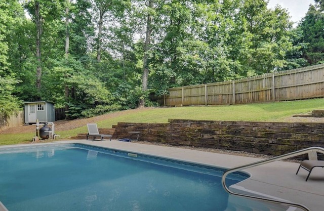 Stunning Private Villa- Family Pet-Friendly with Pool.