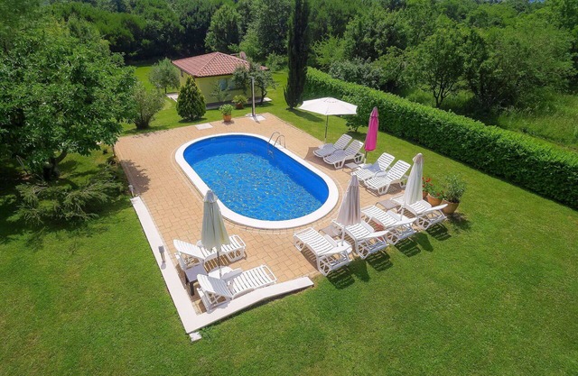 Stunning private villa for 2 people with WIFI, pool, A/C, TV and terrace