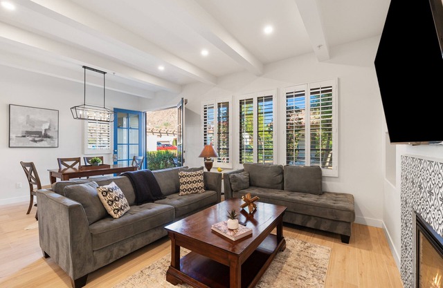 Stunning Remodeled Luxurious Villa near Clubhouse - Pet Friendly! - Ground Floor (C44-2)