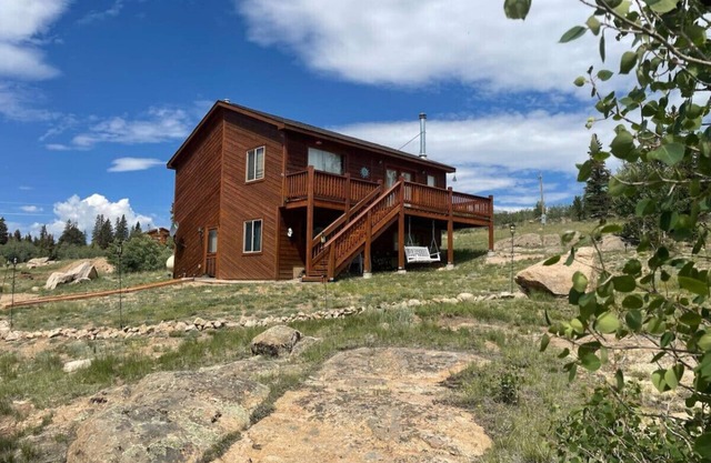 Stunning Secluded Mtn Getaway, Picturesque Views