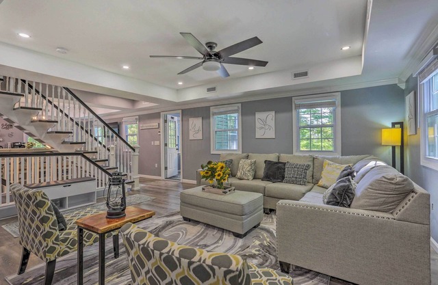 Stunning South Fallsburg Home w/Pool & Deck!