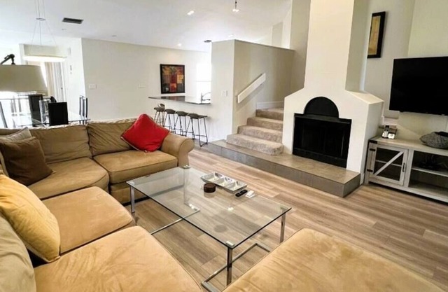 Stunning Ventura Condo