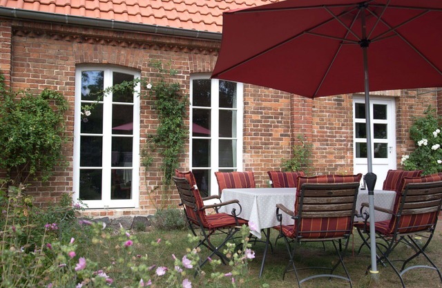Stunning villa for 6 people with TV, terrace and parking