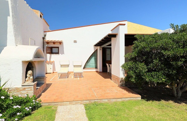 Stunning villa for 9 people with A/C, WIFI, TV, terrace and parking