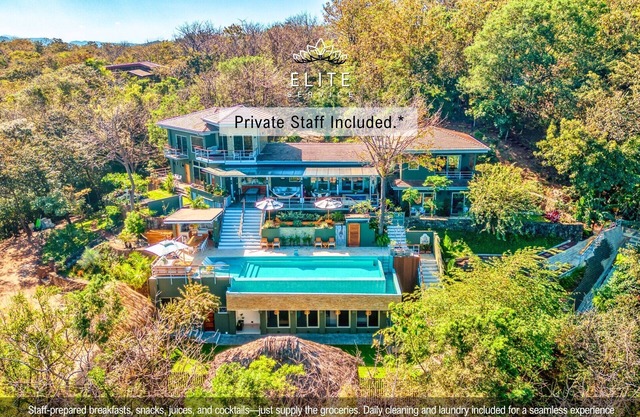 Stunning Villa w/Infinity Pool, Hot Tub, Entertainment Rooms & Beach Club Access