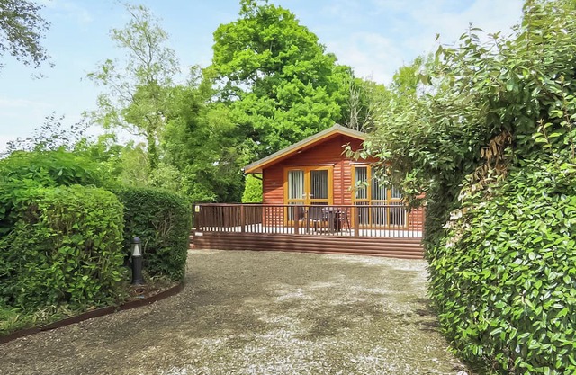 Stunning well-equipped lodge set in mature and beautiful gardens.