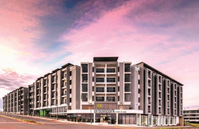 Stylish 2-bed in Urban Park, Umhlanga