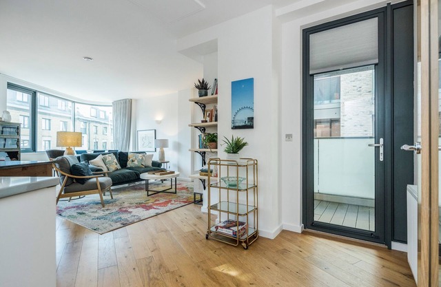Stylish 2BR 2BR in the heart of Camberwell, London