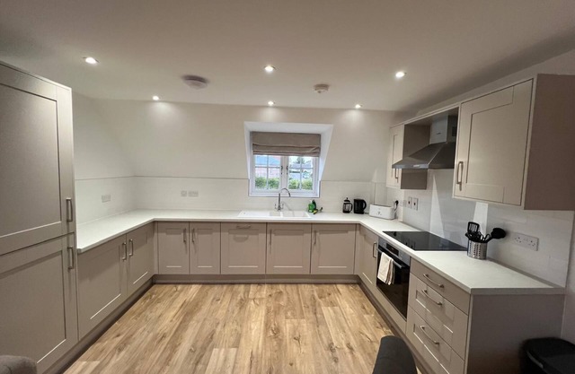 Stylish 2BR in Wickham Market