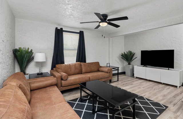 Stylish 3BR/2BA Getaway for 8
