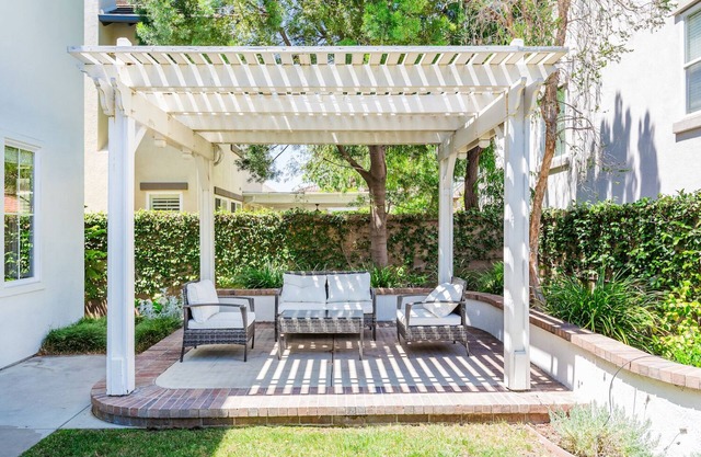 Stylish 4BR Retreat｜Dedicated Workspace｜Relaxing Patio｜Near Community Park#40704