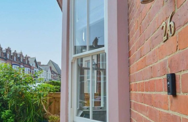 Stylish and Comfortable 5 Bedroom Victorian Beach House in Saltburn By The Sea