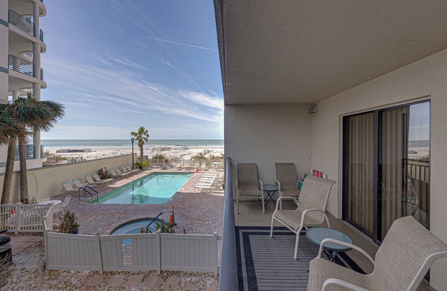 Stylish Beachfront | Steps from Everything