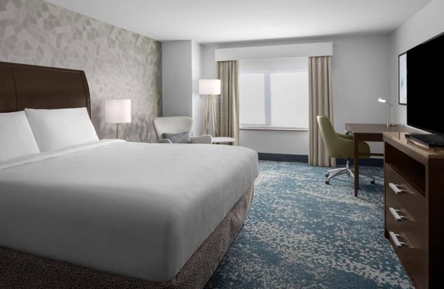 Stylish Bethesda Room Pet Friendly With Access To NIH And DC