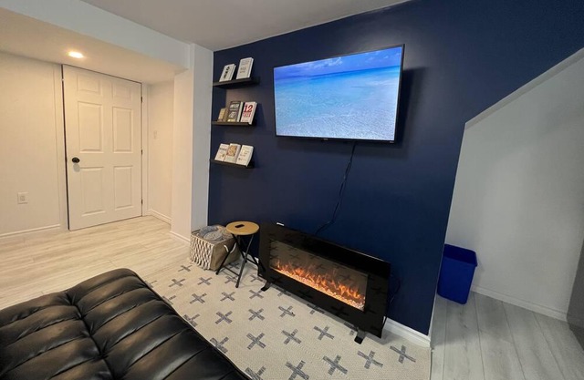 Stylish & Chic 1BR in Welland
