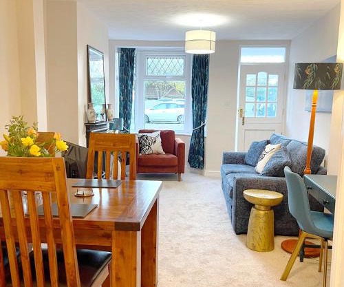 Stylish cottage in vibrant riverside village