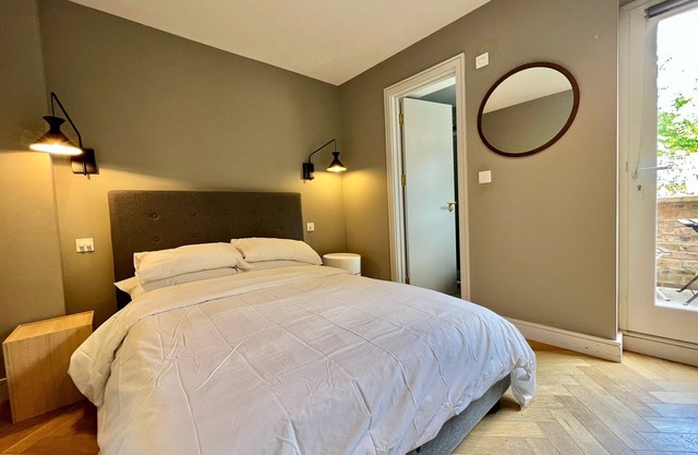 Stylish designer 1 bedroom apartment