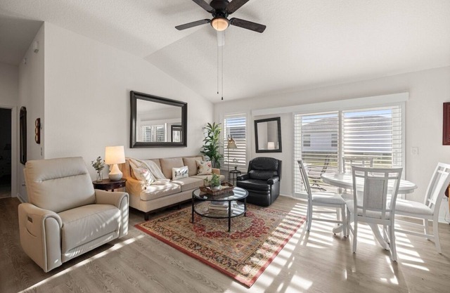 Stylish Golfside Getaway