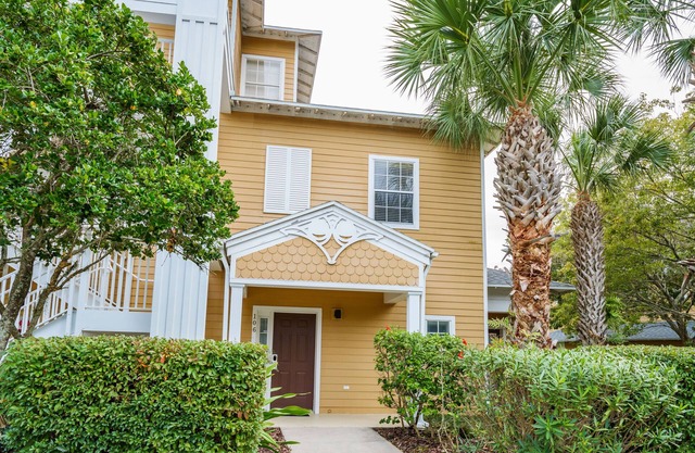 Stylish Ground-Floor Condo in Bahama Bay– 2BR/2BA, Pools, Patio, Remodelled 2024