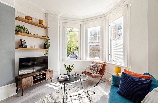 Stylish Hideaway Flat at Milton Park Highgate