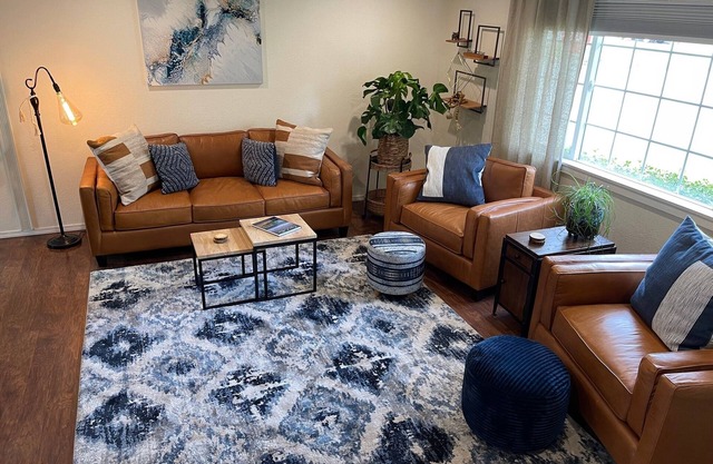 Stylish home minutes to downtown and the lake! 2 living rooms & private mini gym