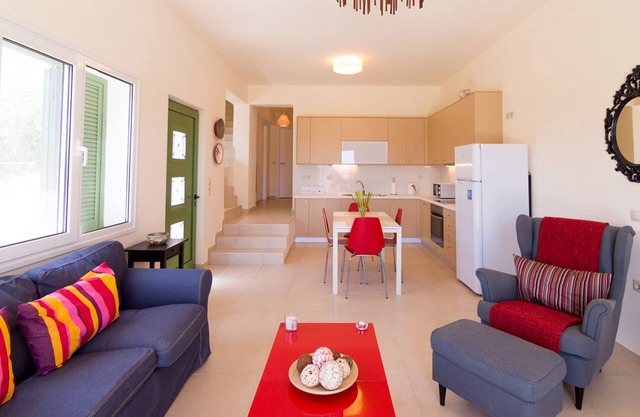 Stylish House Close To The Beach